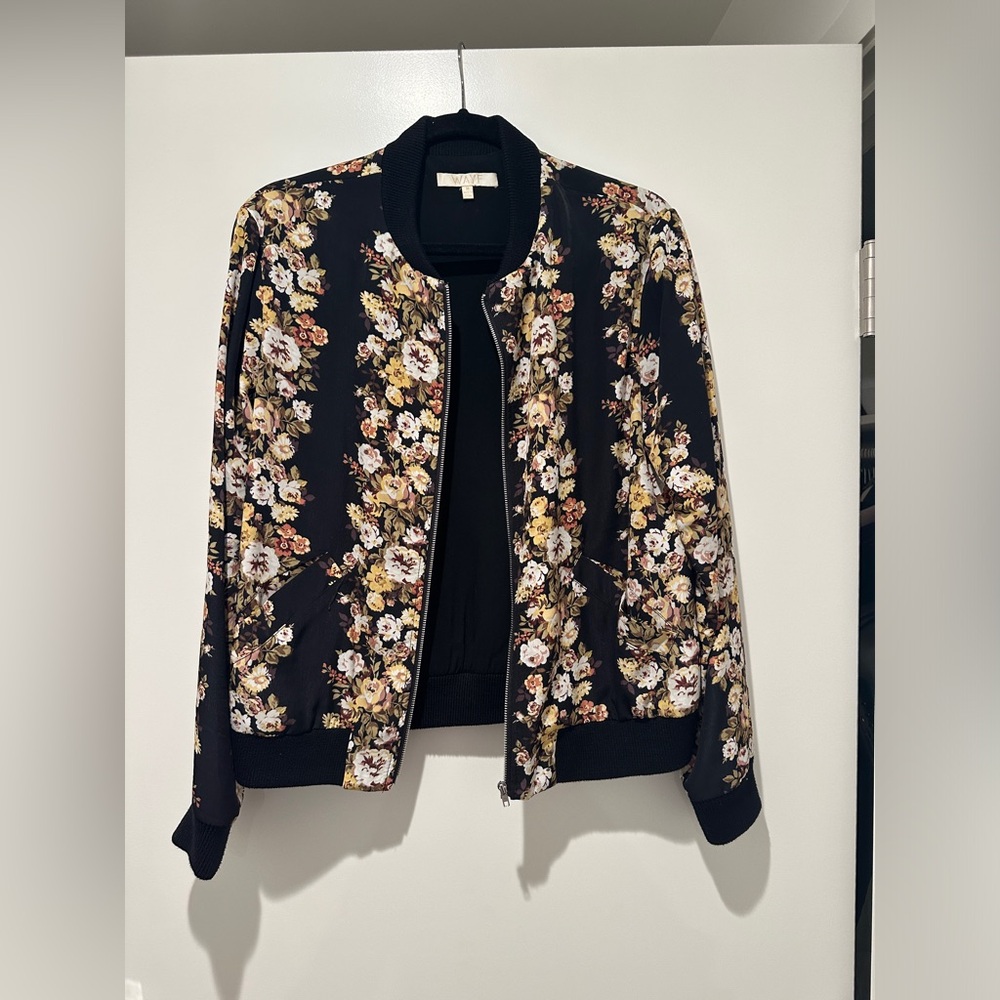 WAYF flower print jacket - size medium